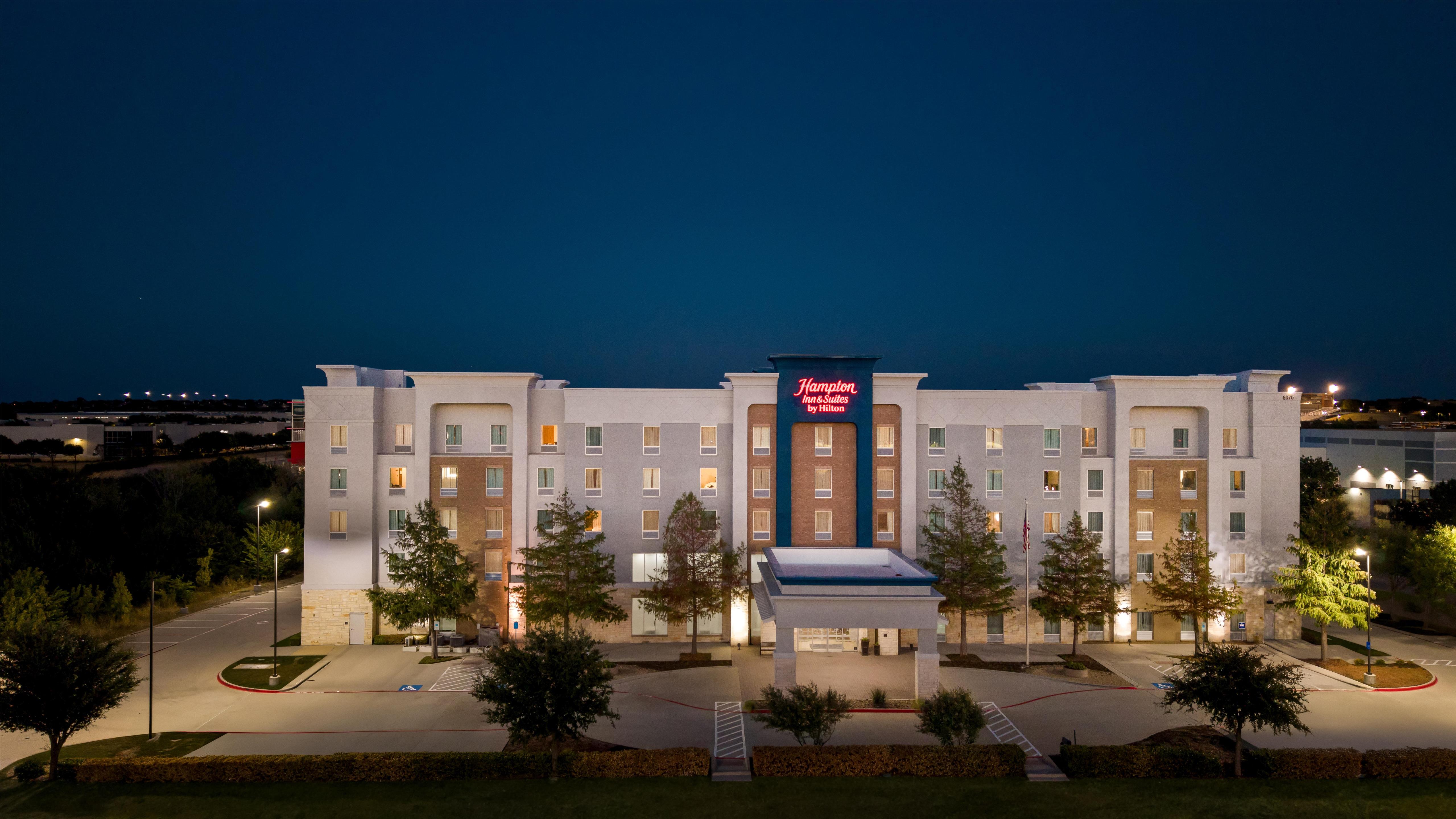 Exterior | Hampton Inn & Suites Dallas/Frisco North-FieldhouseUSA