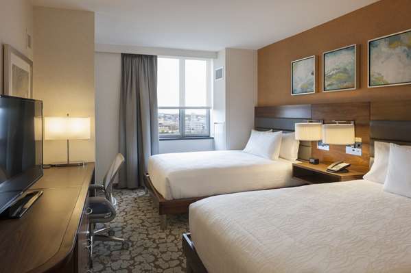  - Hilton Garden Inn Long Island City Queens