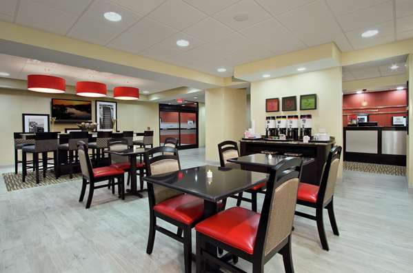 Restaurant - Hampton Inn Richland