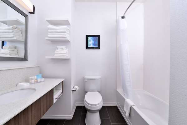  - Hampton Inn Broussard