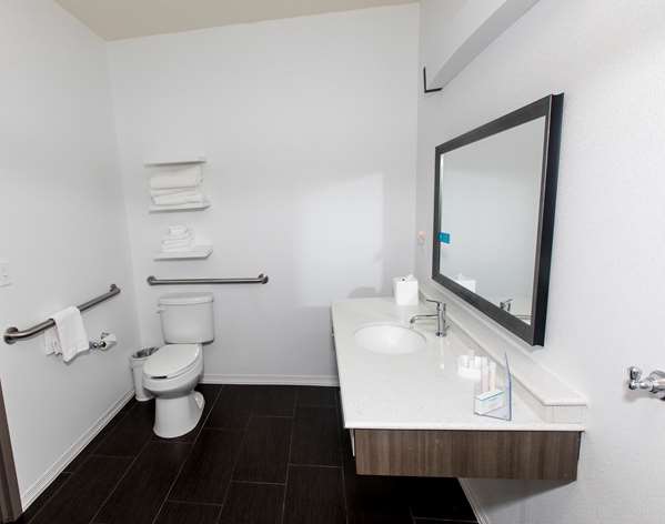  - Hampton Inn Broussard