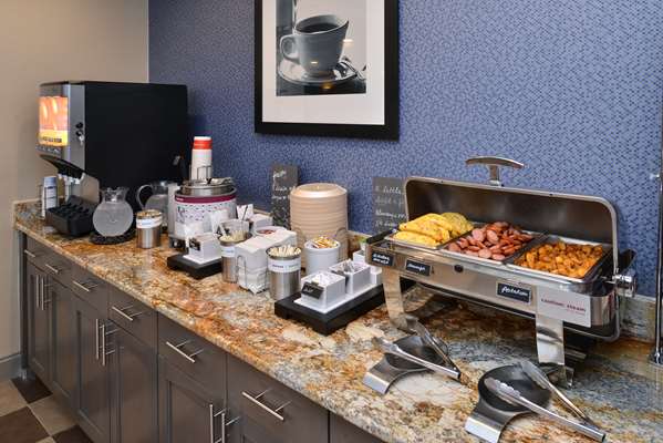 Restaurant - Hampton Inn Broussard