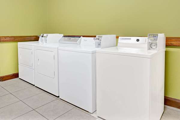  - Travelodge Sellersburg - I-65, Exit 7