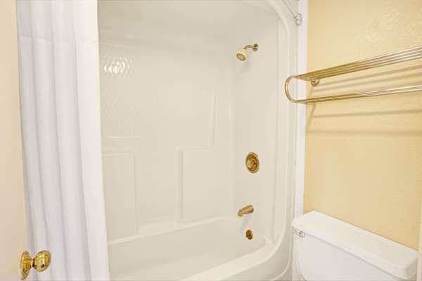  - Travelodge Sellersburg - I-65, Exit 7