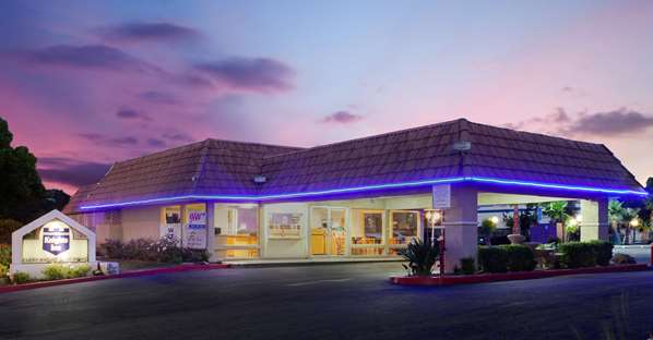 Exterior view - Knights Inn Palmdale - CA 14, Exit 35