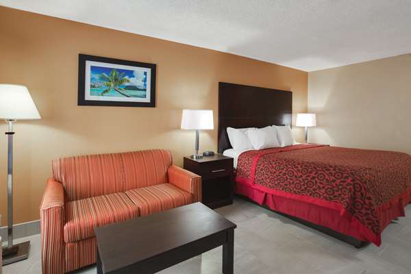  - Days Inn Airport Sarasota
