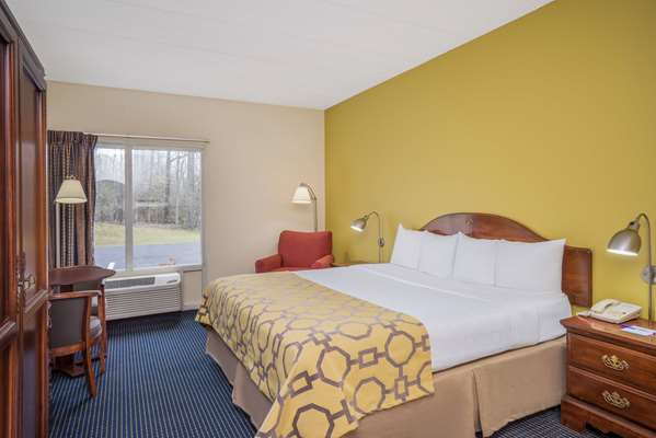  - Baymont Inn & Suites Warrenton