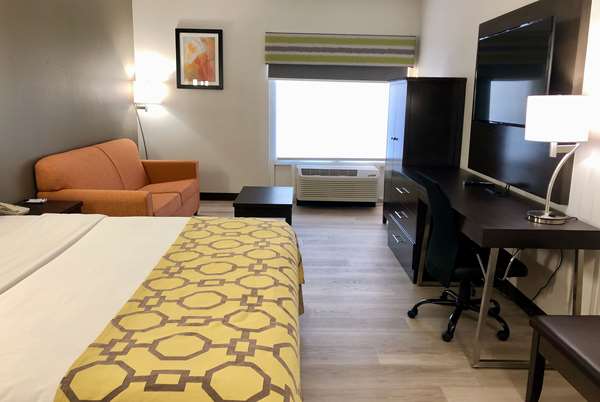 Suite - Baymont Inn & Suites Warrenton