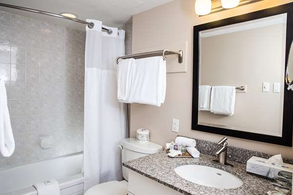  - Campus Tower Suite Hotel Edmonton