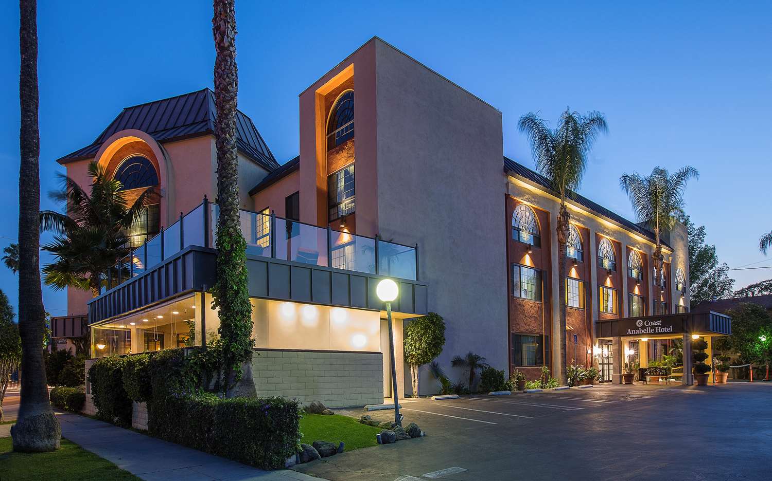 Hotels Near Universal Studios California With Free Shuttle Hotels Near Universal Studios California With Free Shuttle