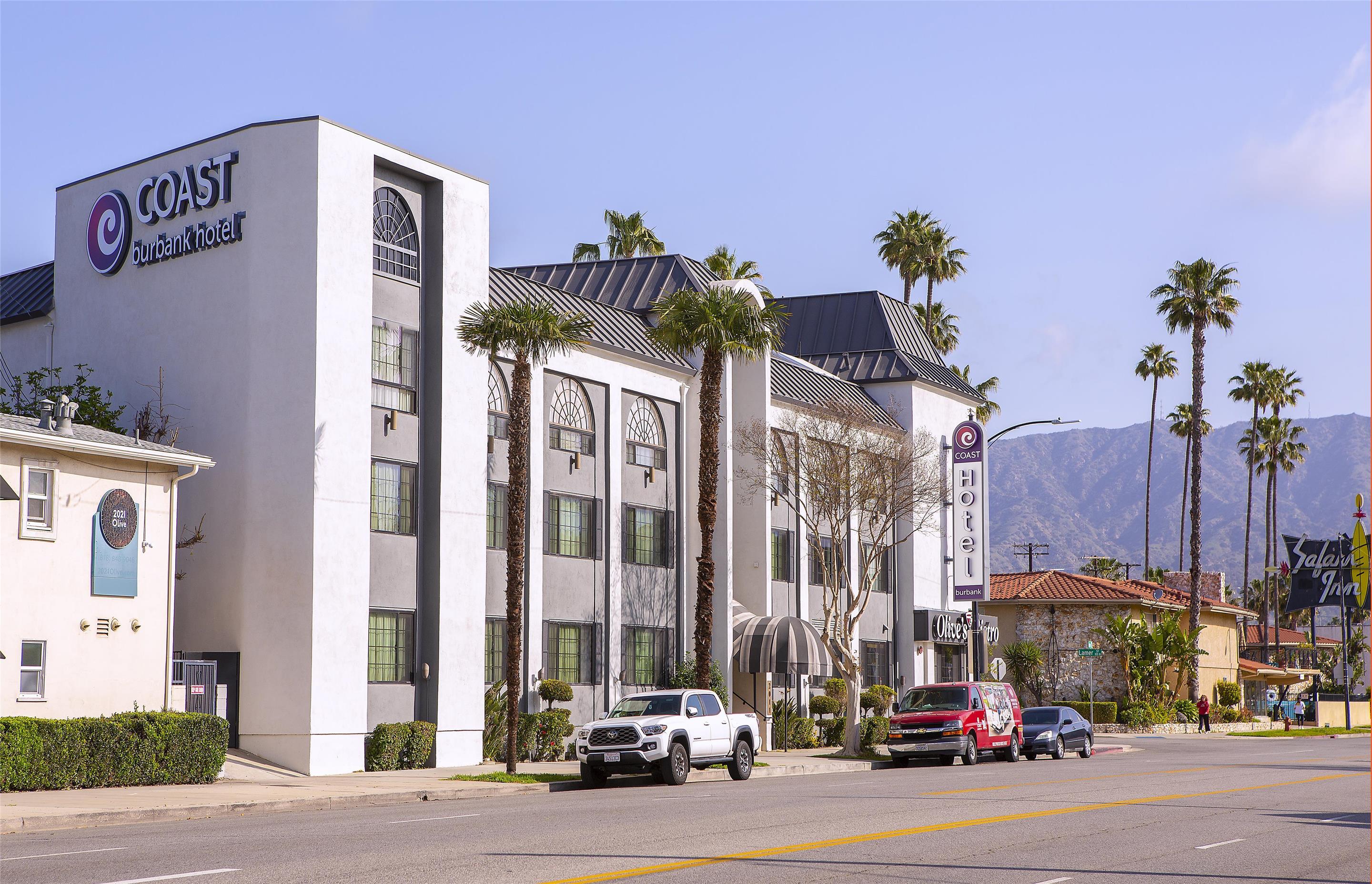 Coast Burbank Hotel Exterior | Coast Anabelle Hotel