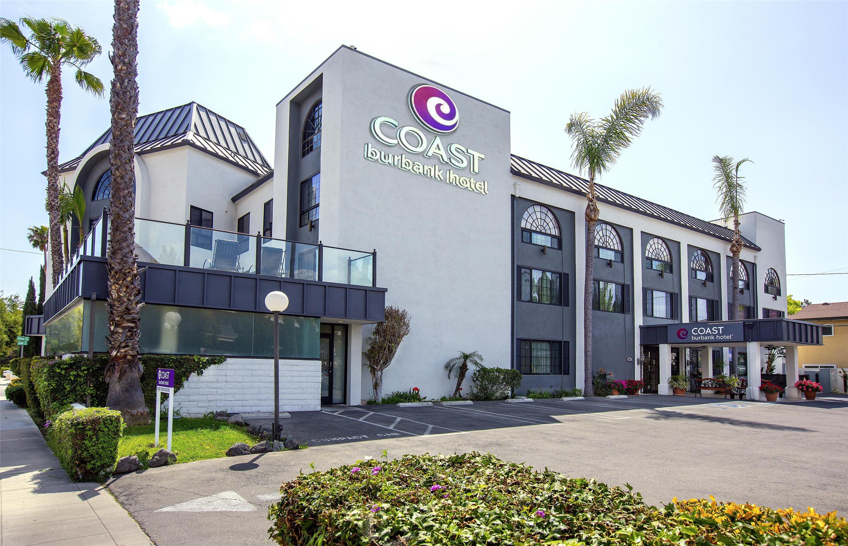 Coast Burbank Hotel Exterior wsign | Coast Anabelle Hotel