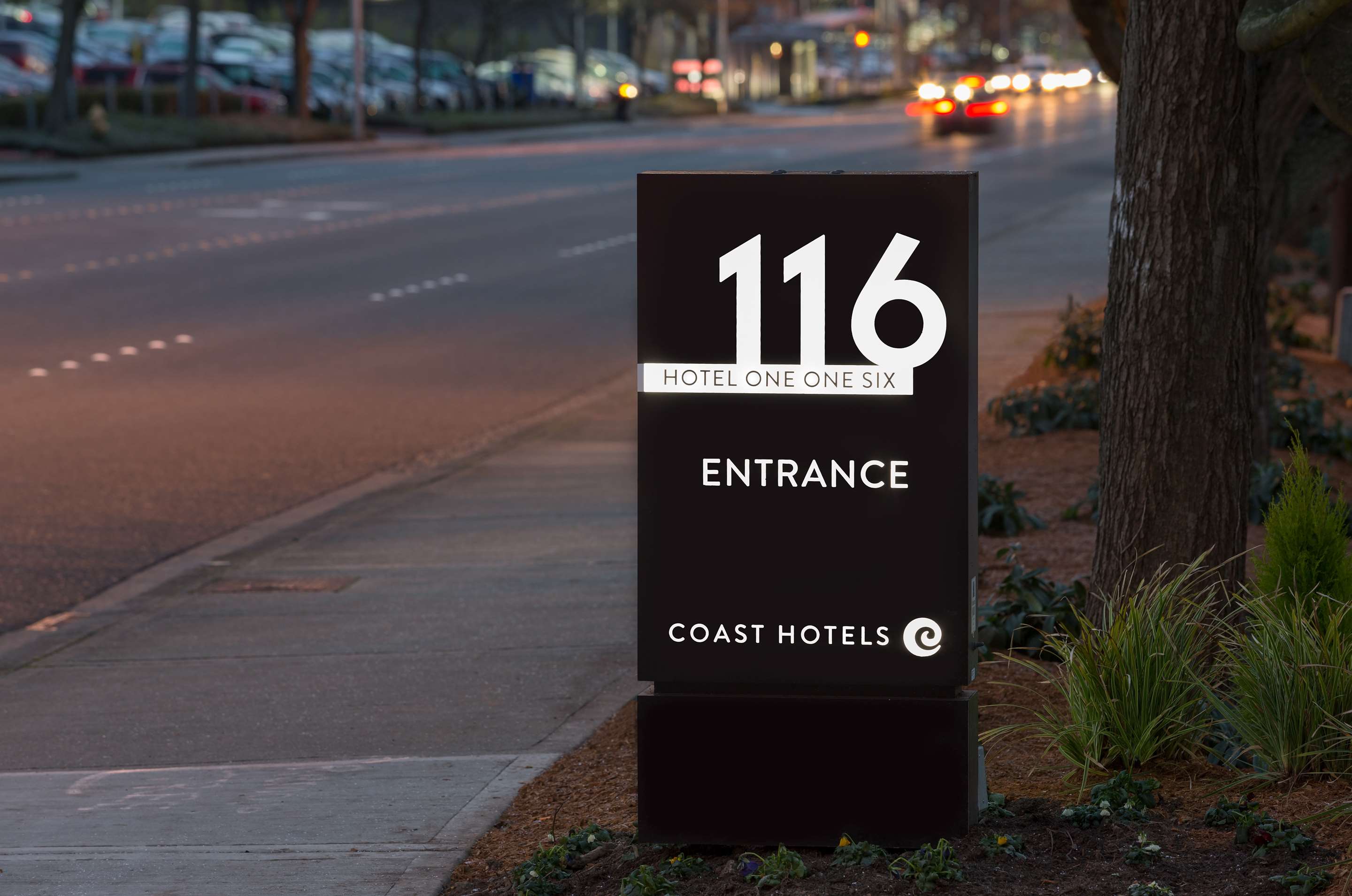 Hotel 116, A Coast Hotel Exterior | Hotel 116, A Coast Hotel Bellevue