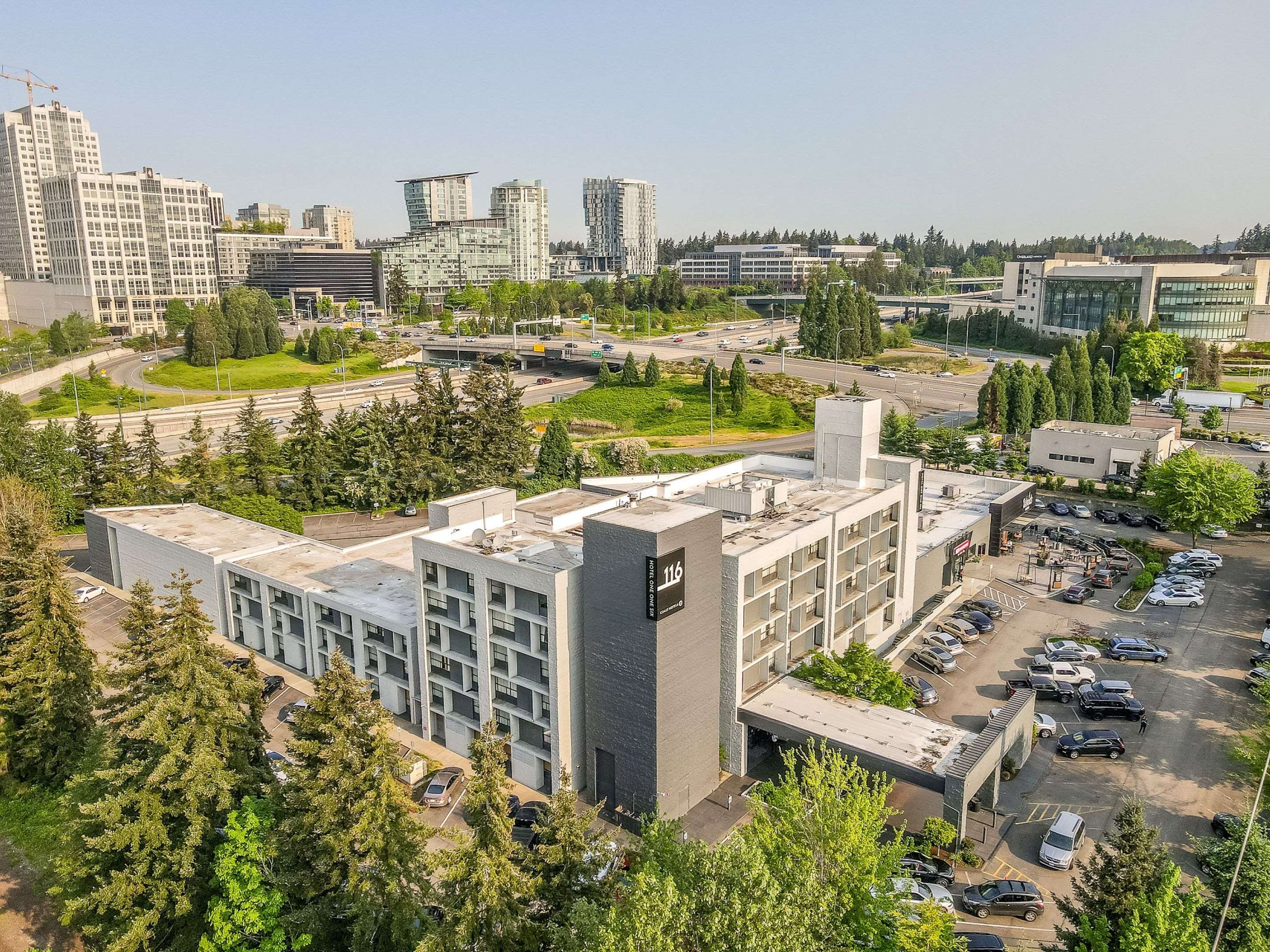 Drone exterior | Hotel 116, A Coast Hotel Bellevue