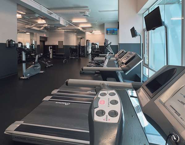 Fitness/ Exercise Room - Coast Coal Harbour Hotel Vancouver