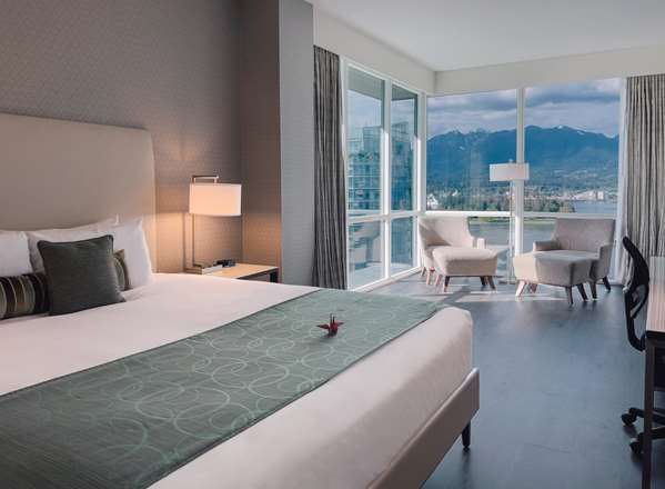  - Coast Coal Harbour Hotel Vancouver