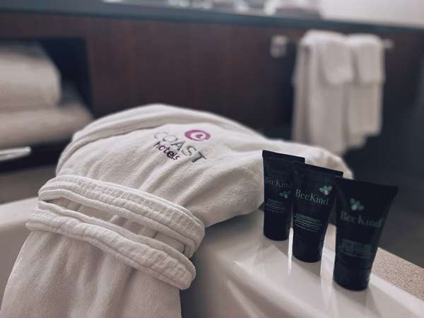  - Coast Coal Harbour Hotel Vancouver