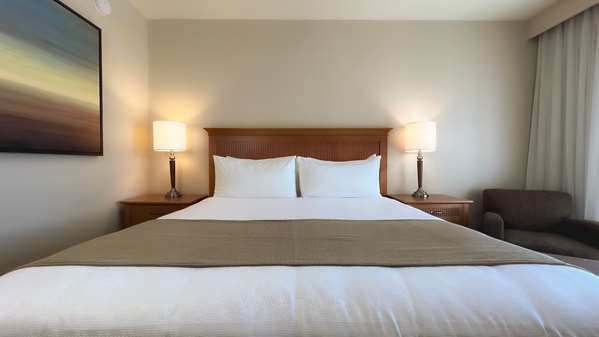  - Coast Capri Hotel Kelowna