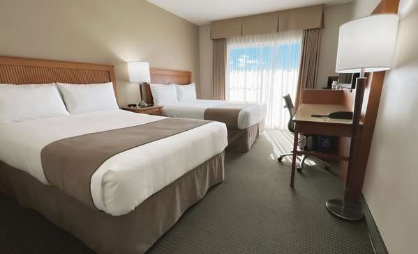  - Coast Capri Hotel Kelowna