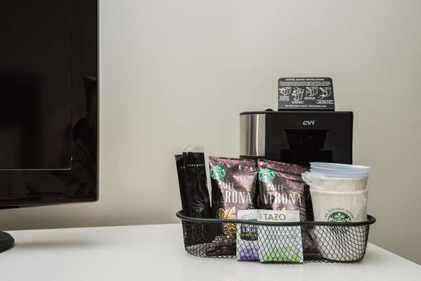  - Coast Discovery Inn & Marina Campbell River