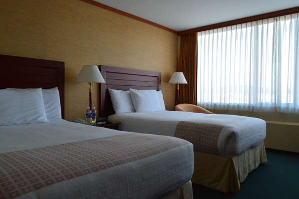  - Coast Discovery Inn & Marina Campbell River