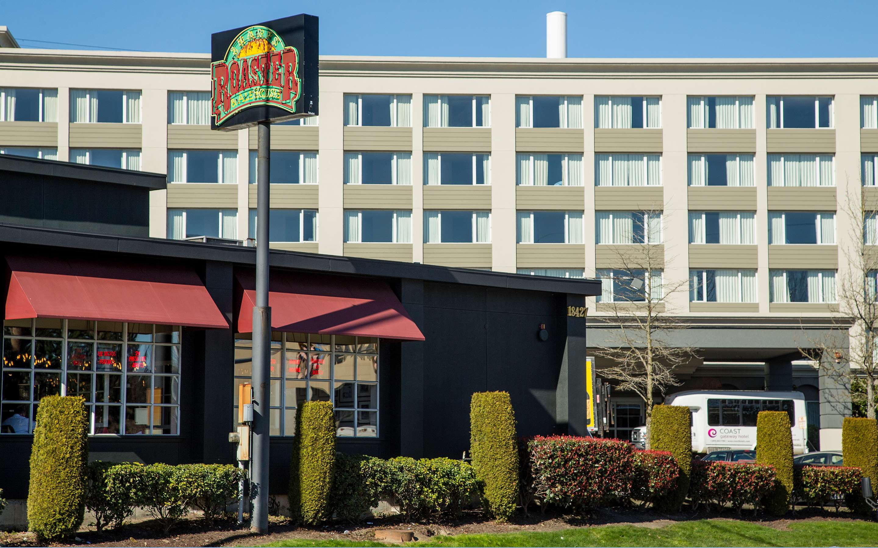 Sharps Restaurant Exterior