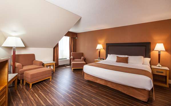  - Coast Hillcrest Hotel Revelstoke