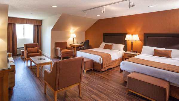  - Coast Hillcrest Hotel Revelstoke