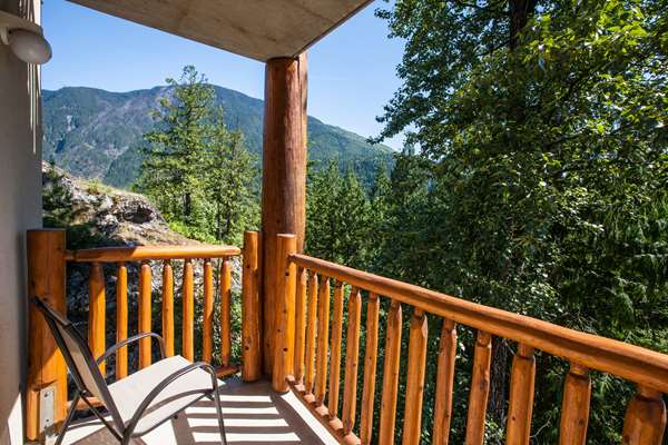  - Coast Hillcrest Hotel Revelstoke