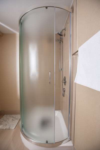  - Coast Hillcrest Hotel Revelstoke