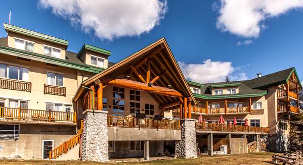 Exterior view - Coast Hillcrest Hotel Revelstoke