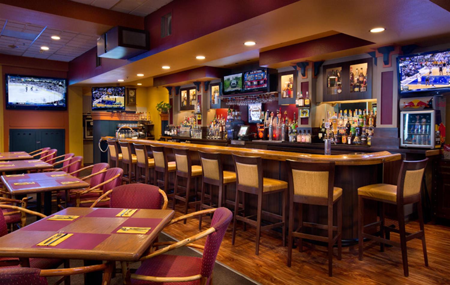 Coast Inn at Lake Hood Anchorage, AK See Discounts