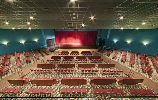  - Coast Kamloops Hotel & Conference Centre