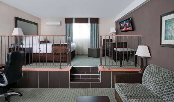 - Coast Lethbridge Hotel