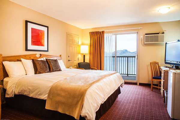  - Coast Osoyoos Beach Hotel