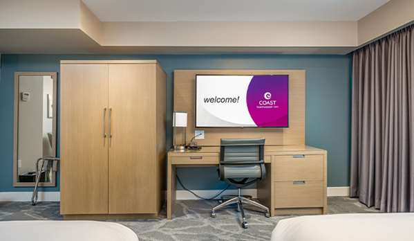  - Coast Tsawwassen Inn Delta