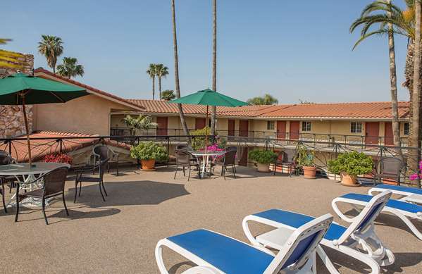 Recreation - Safari Inn Burbank