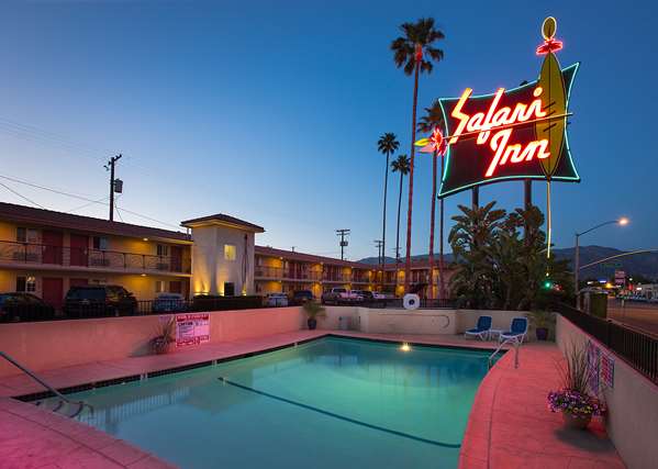 Pool - Safari Inn Burbank