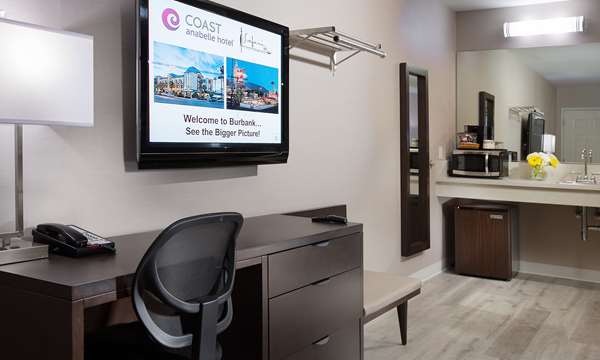  - Safari Inn Burbank