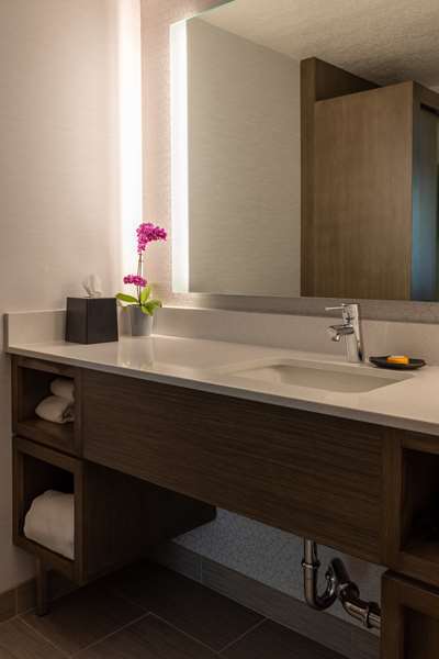  - West Beach Inn Santa Barbara