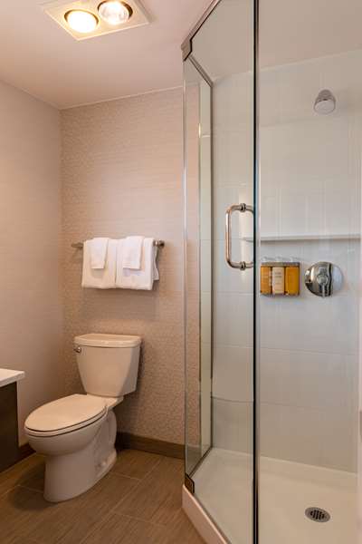  - West Beach Inn Santa Barbara