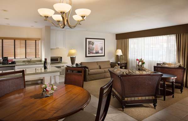 Suite - West Beach Inn Santa Barbara