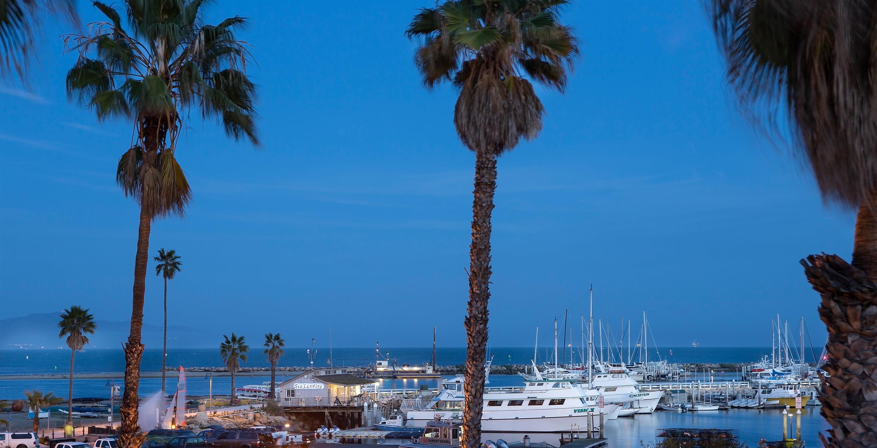 West Beach Inn, a Coast Hotel - Yatch Harbor View