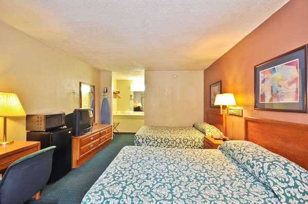  - Country Hearth Inn & Suites Marietta - I-75, Exit 260