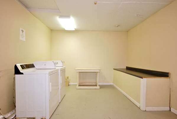  - Country Hearth Inn & Suites Marietta - I-75, Exit 260