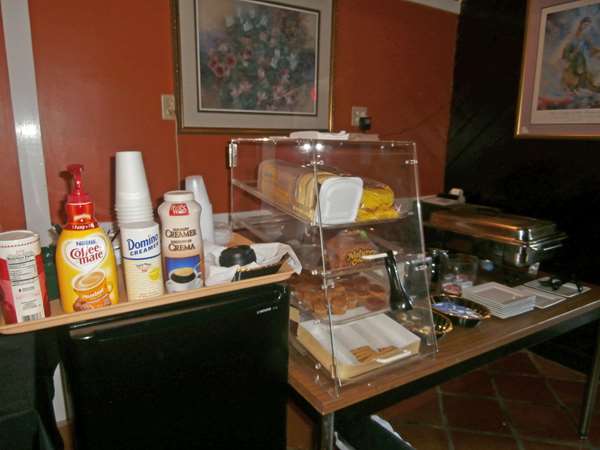 Amenities - Country Hearth Inn & Suites Marietta - I-75, Exit 260