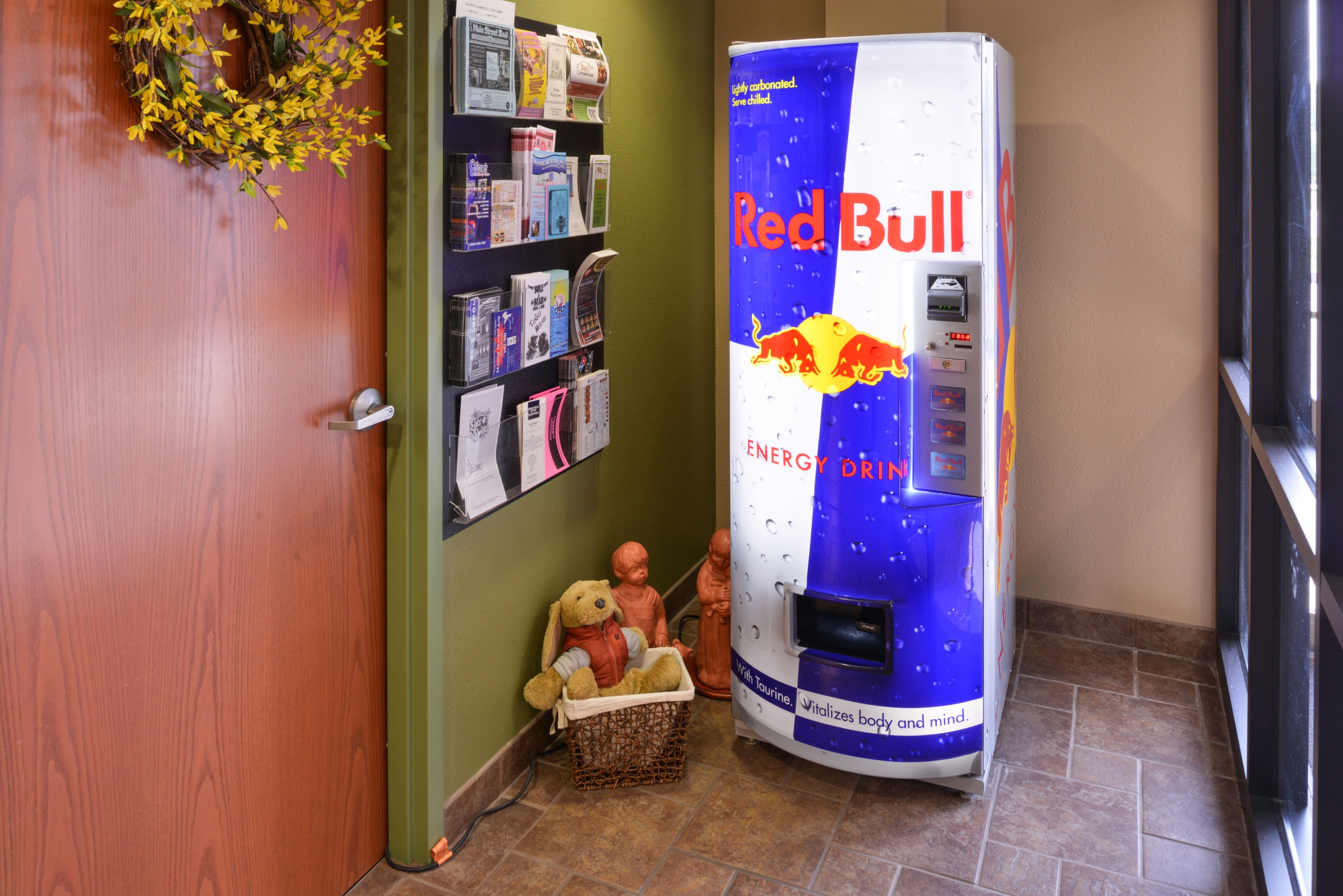 Vending Area | Country Hearth Inn & Suites Edwardsville St. Louis