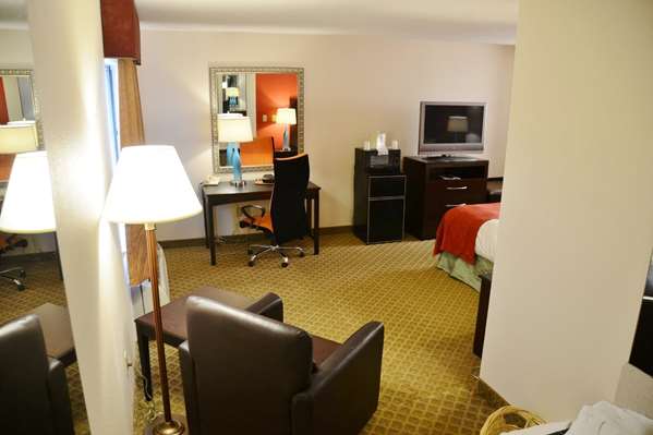 Suite - Country Hearth Inn & Suites Kenton
