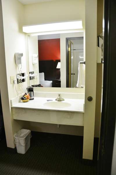  - Country Hearth Inn & Suites Kenton