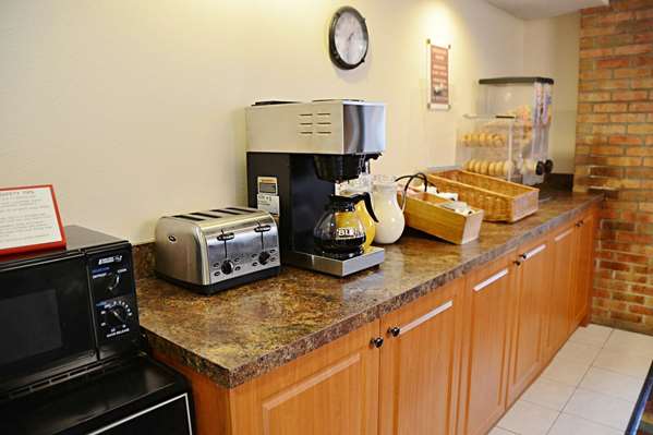  - Country Hearth Inn & Suites Kenton